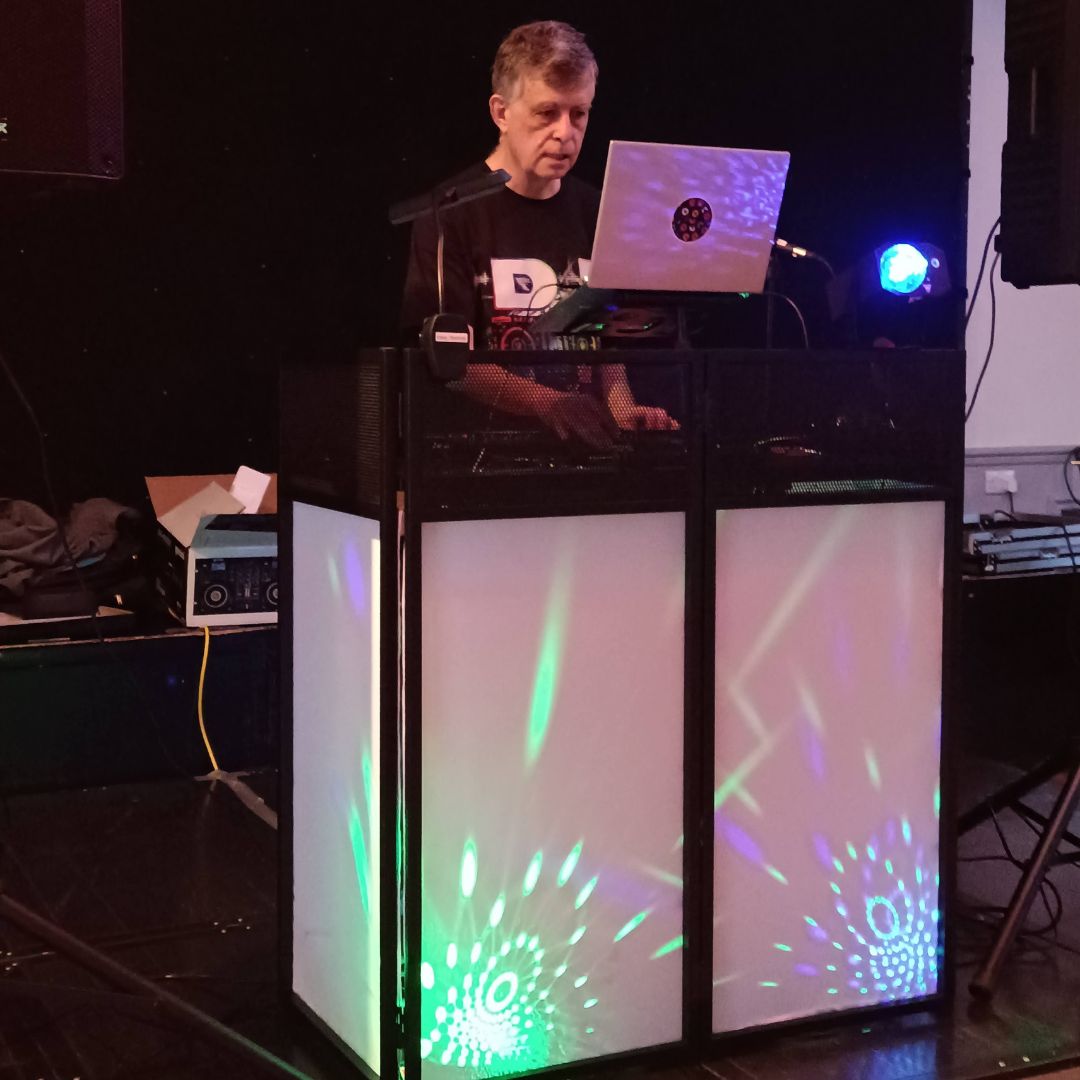 DJ001 DJ CheezMachine
