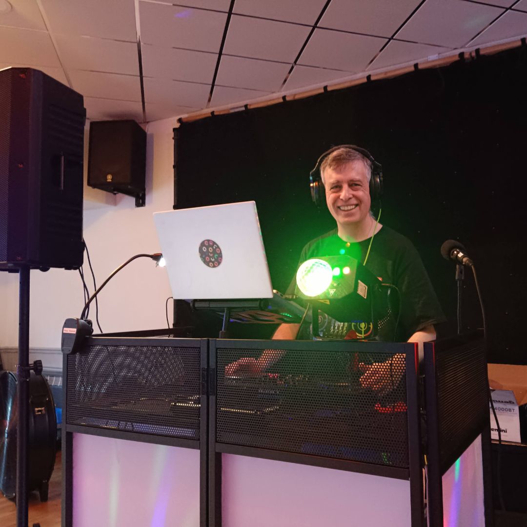 DJ003 DJ CheezMachine